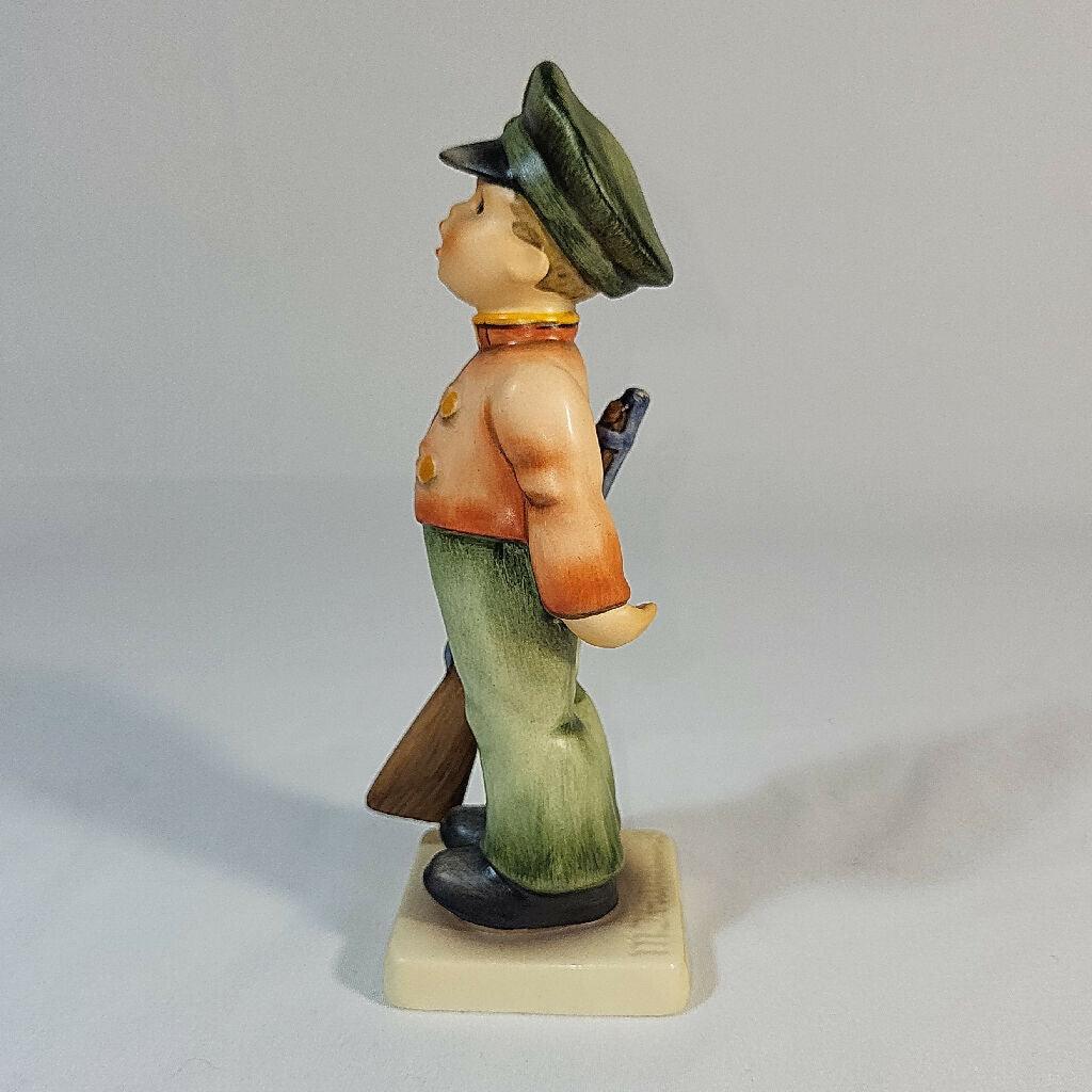 Goebel Hummel "Solder Boy" Boy with Rifle #332 - trèsBin