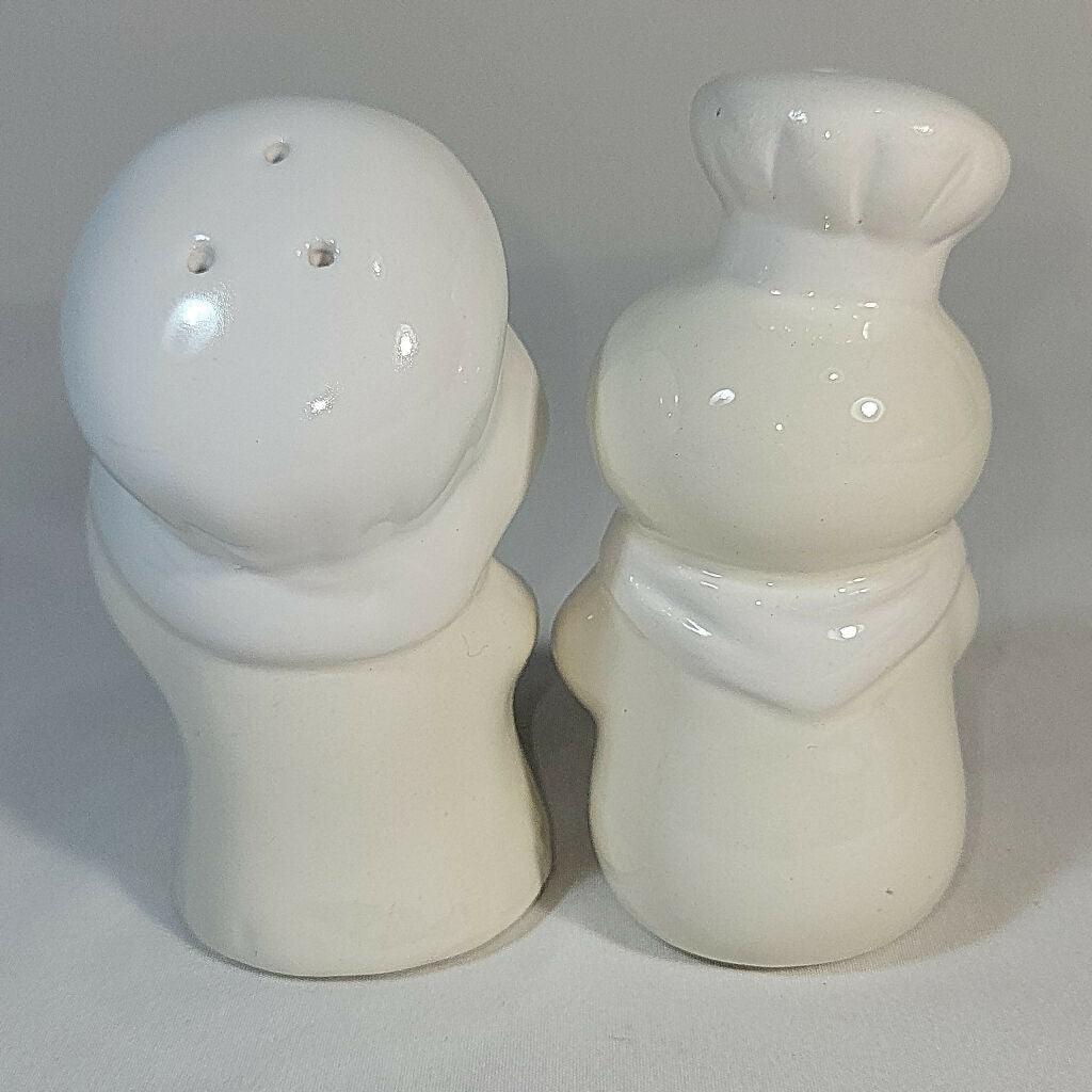 Pillsbury Dough Boy and Girl Salt & Pepper Shakers 1988 - trèsBin