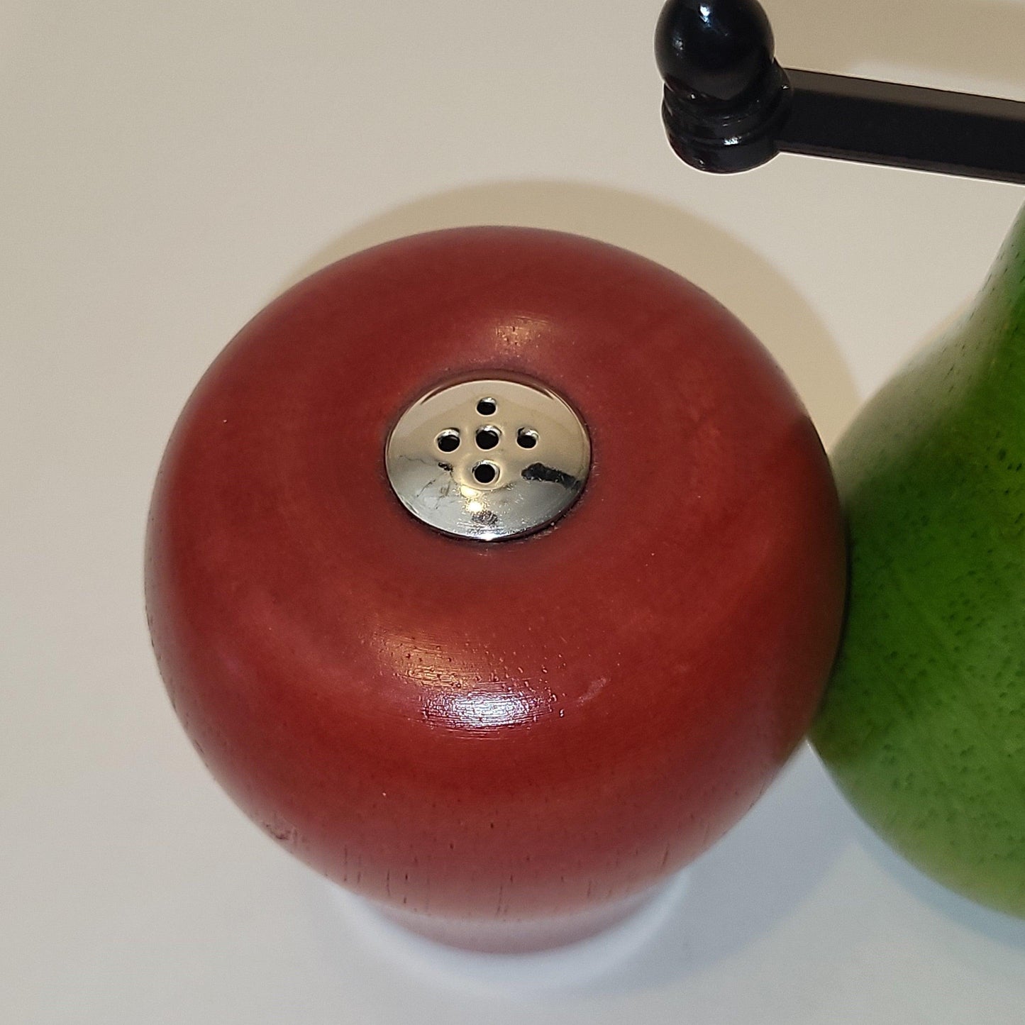 Wooden Apple & Pear Salt and Pepper Shakers - trèsBin