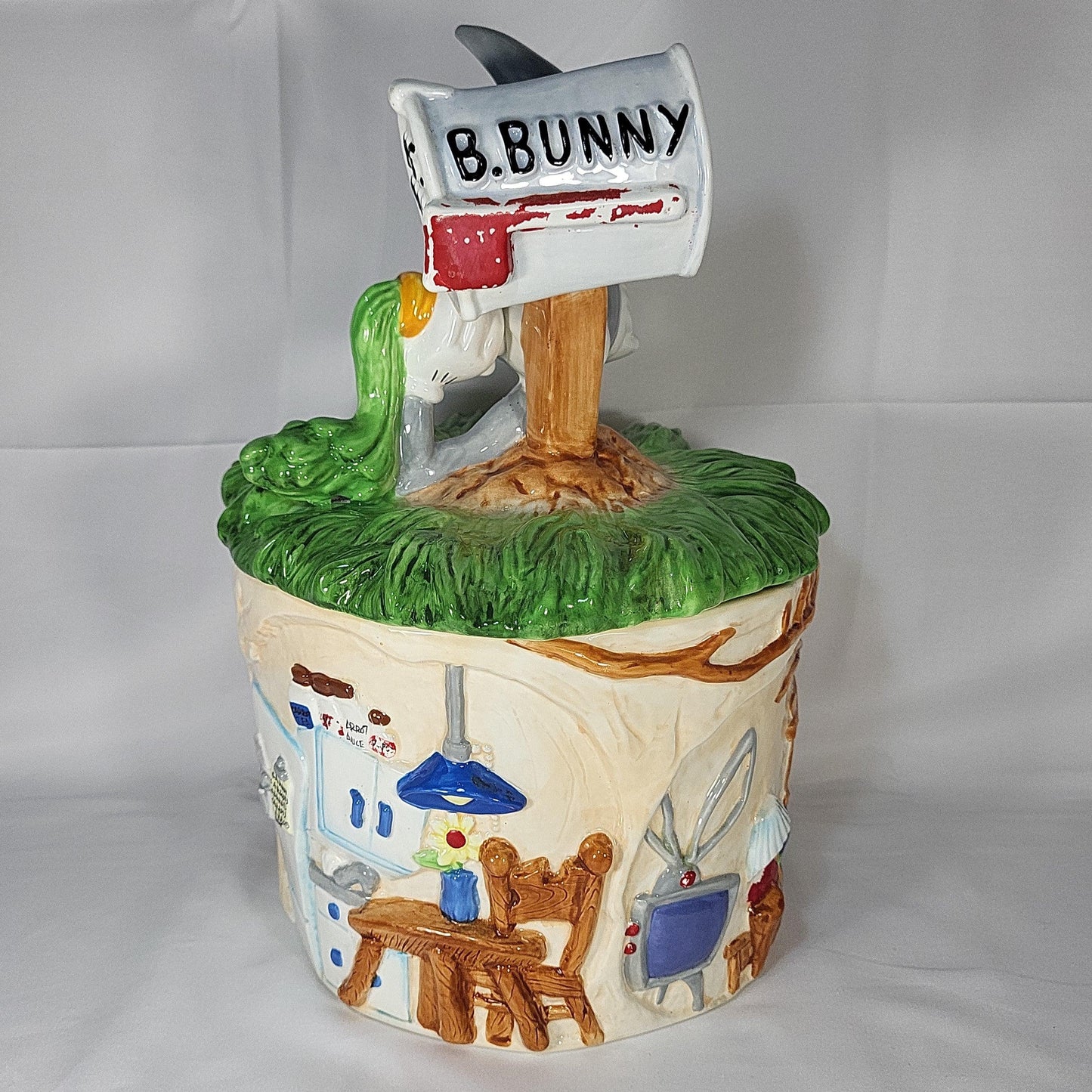 1996 Warner Bros Bugs Bunny "Hole Sweet Hole" Cookie Jar - trèsBin