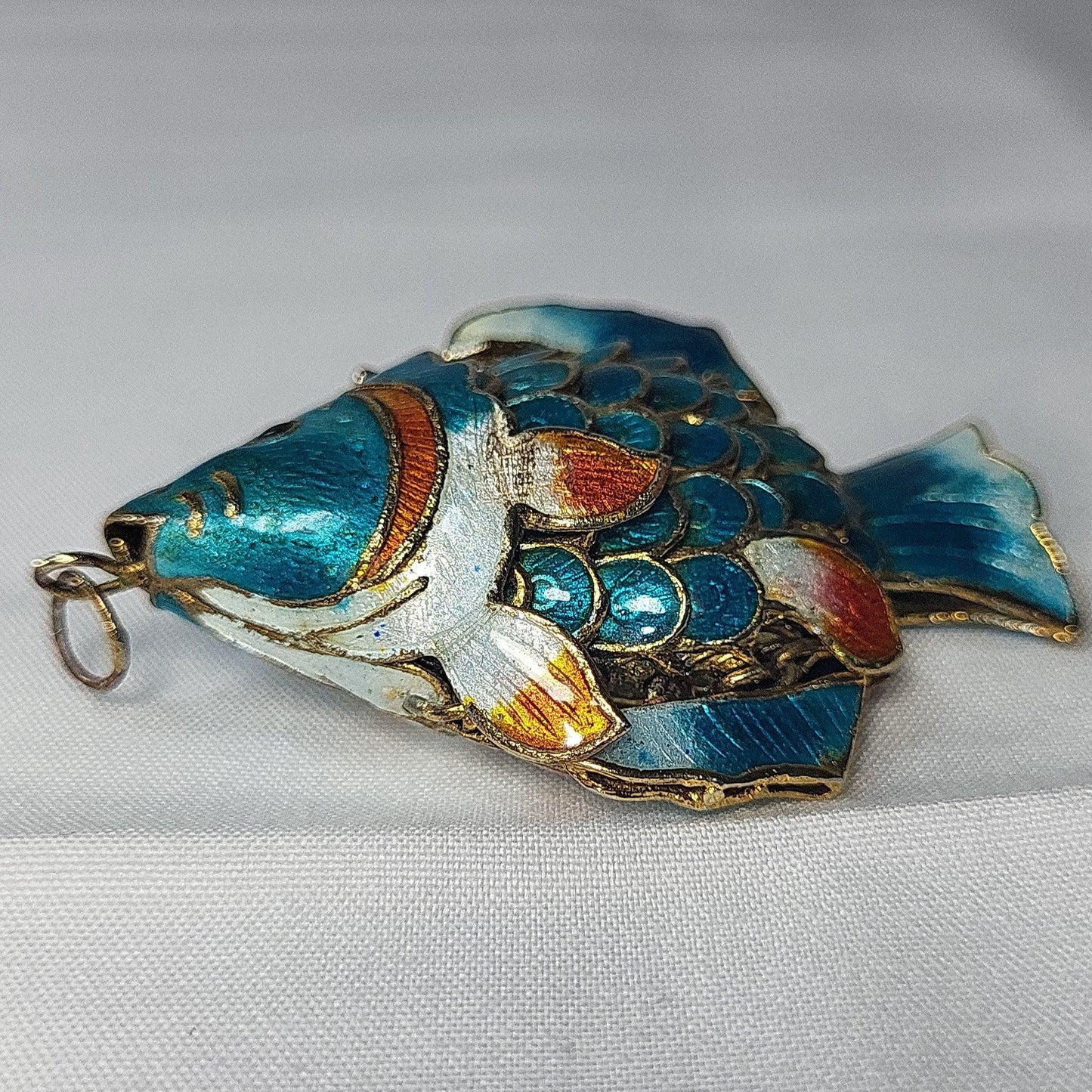 Articulating Multi-Color Enameled Fish Pendant with 29" Gold Tone Rope Style Chain - trèsBin