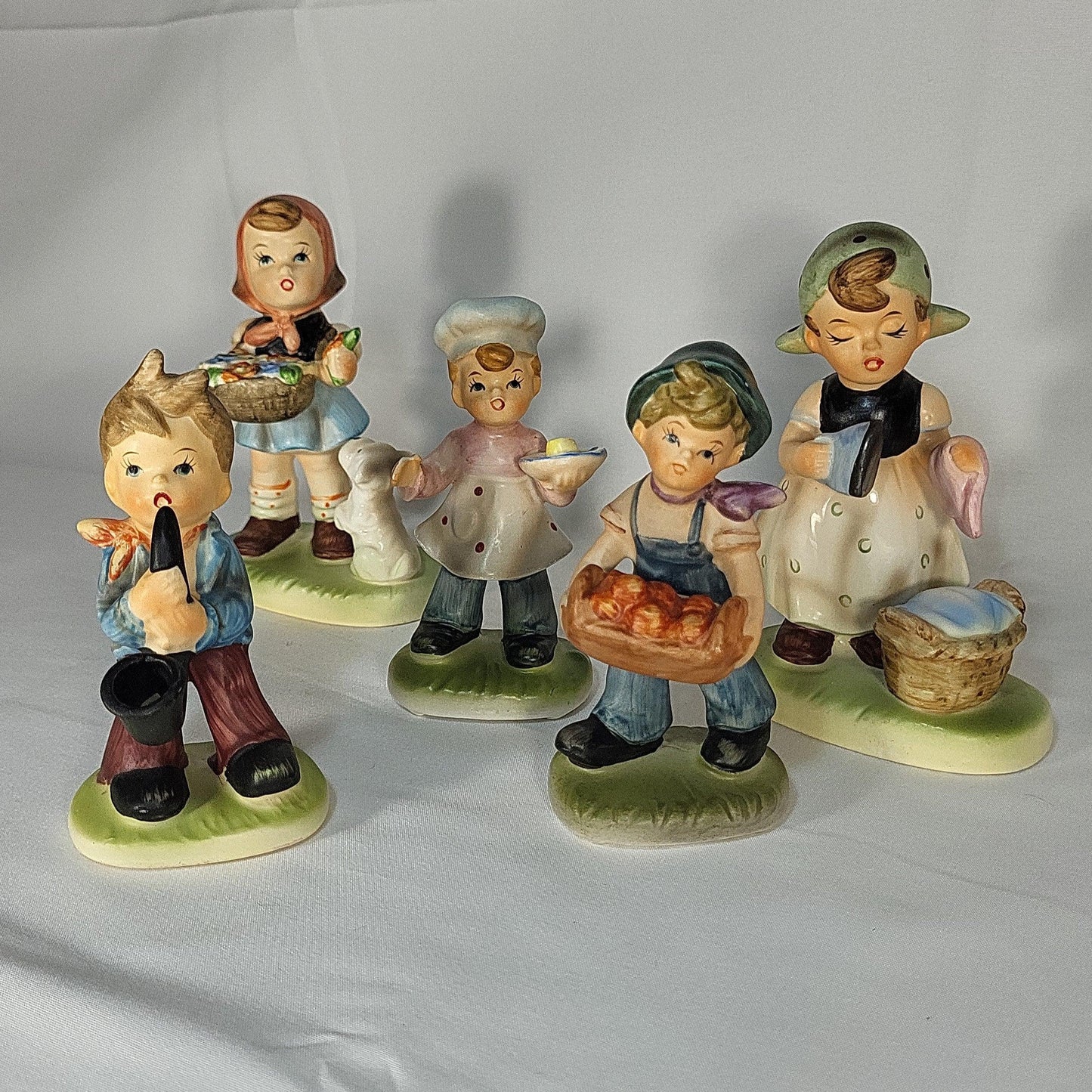 Napco Children Figurines 5pc Set - trèsBin