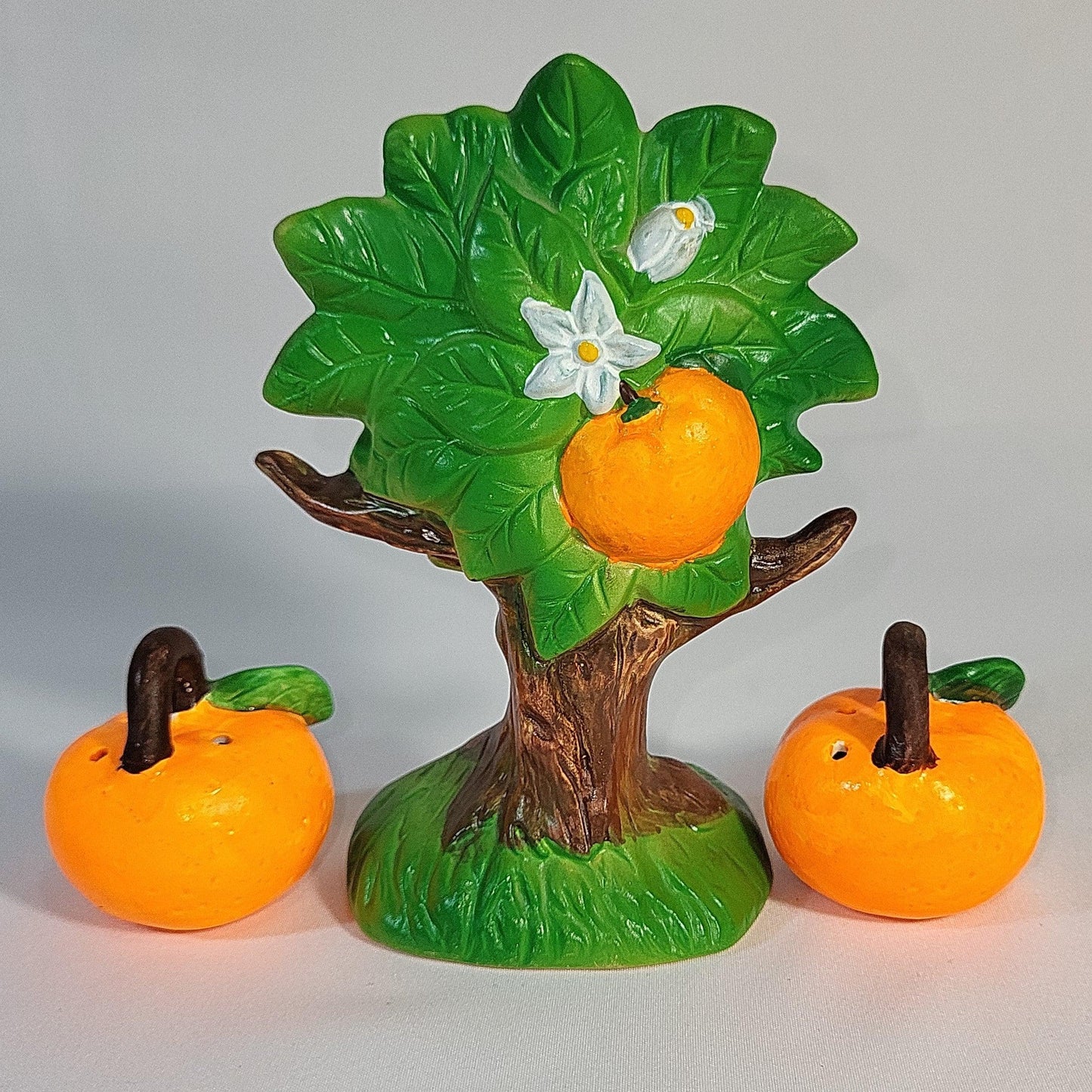 Florida Orange Tree Salt & Pepper Shakers - trèsBin