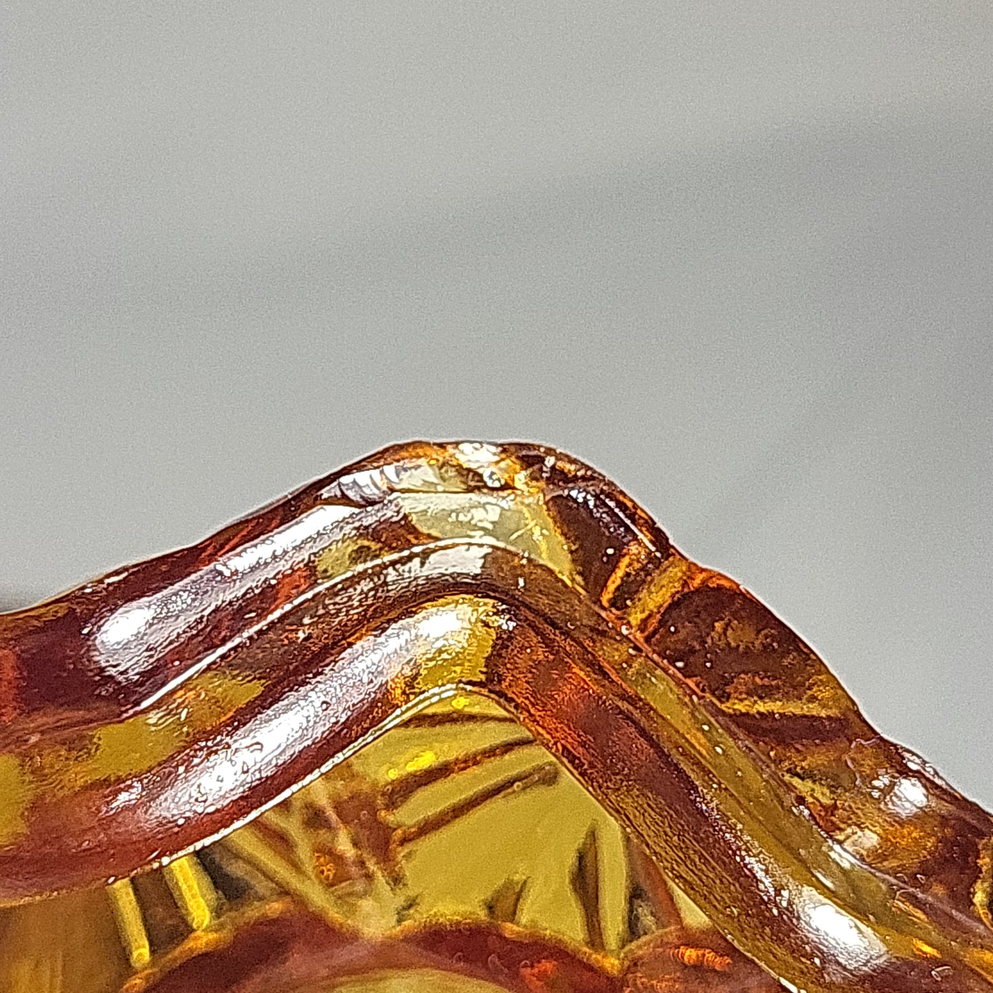 LG Wright Large Amber Glass Turtle Candy Dish