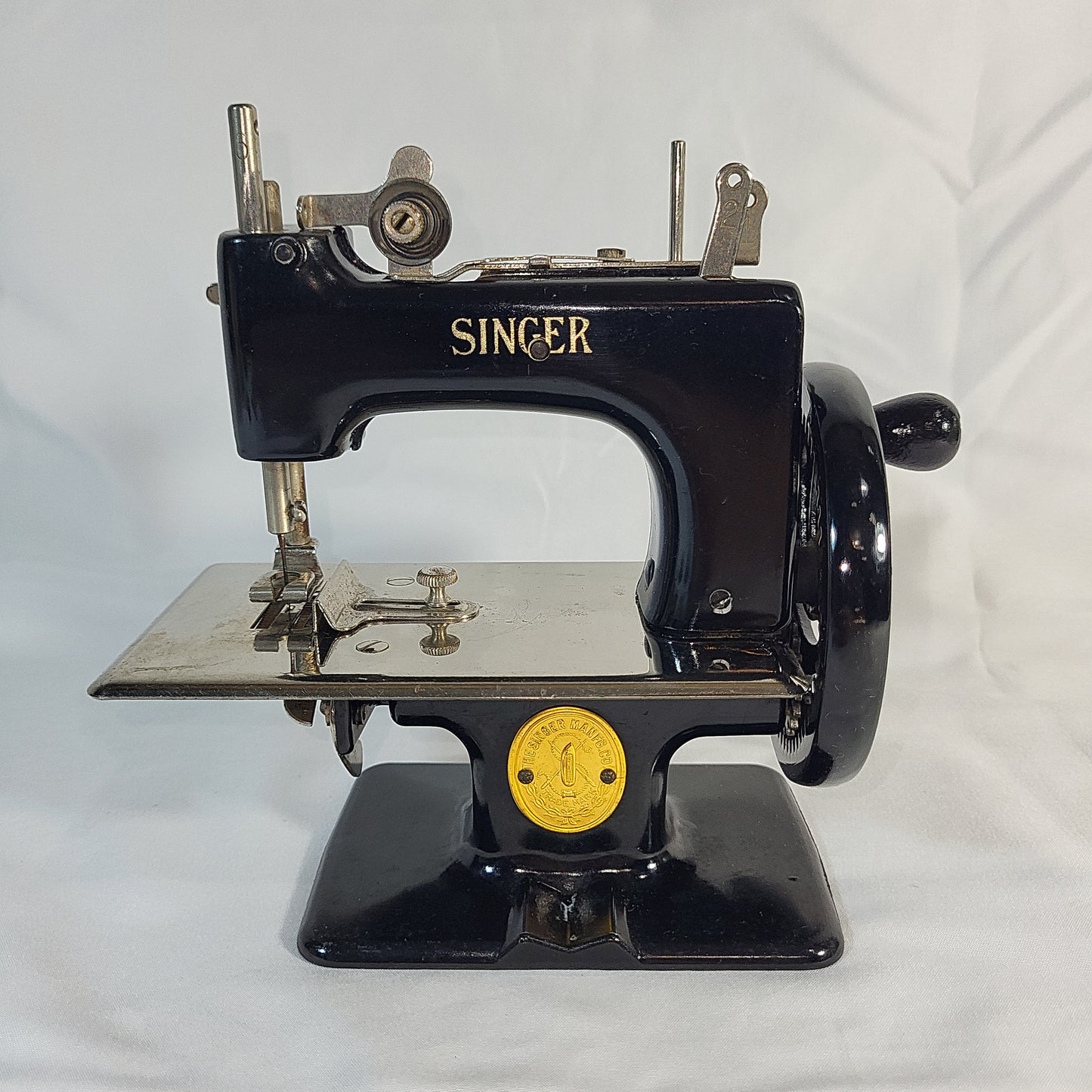 Singer Mini Model 20 10 Sewing Machine