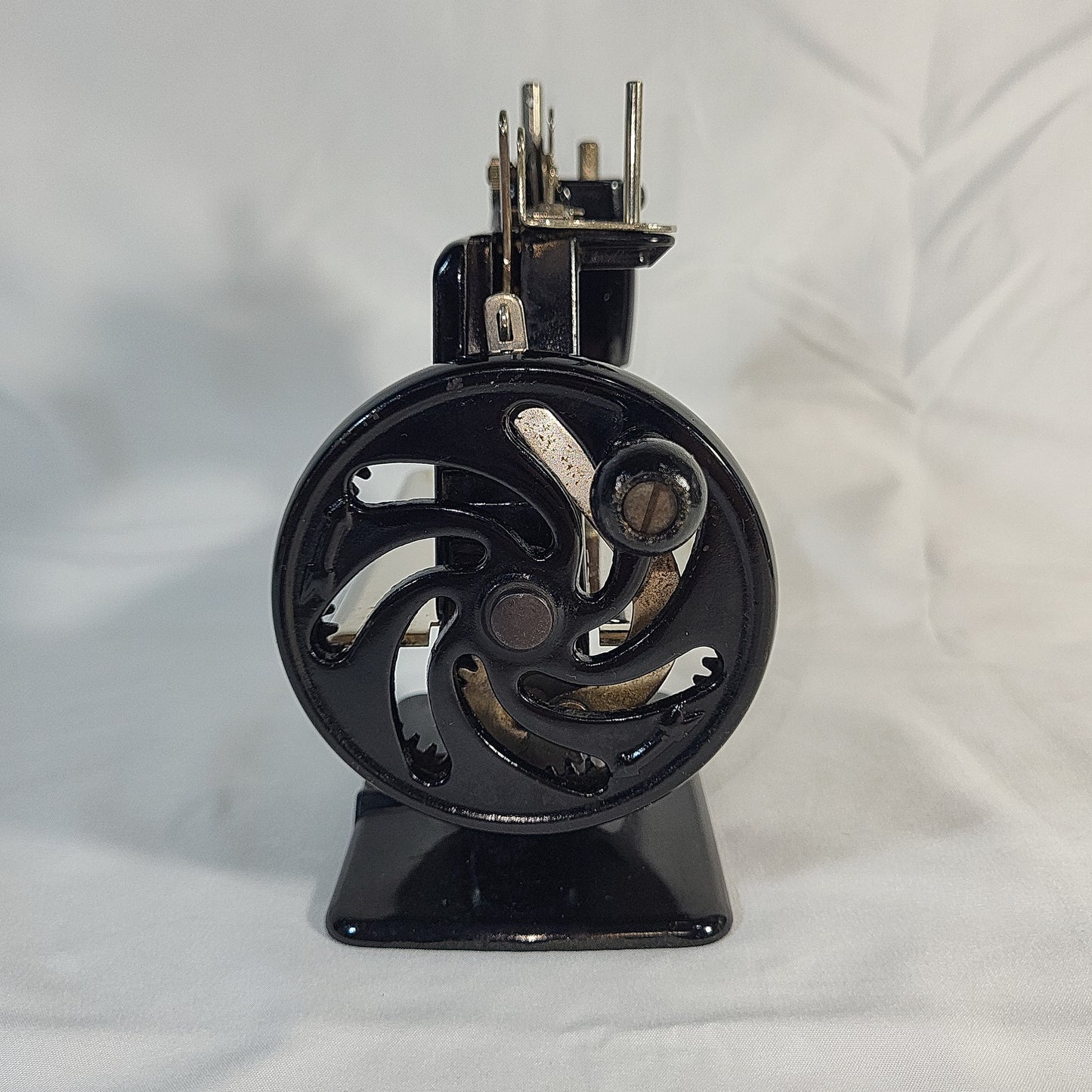 Singer Mini Model 20 10 Sewing Machine