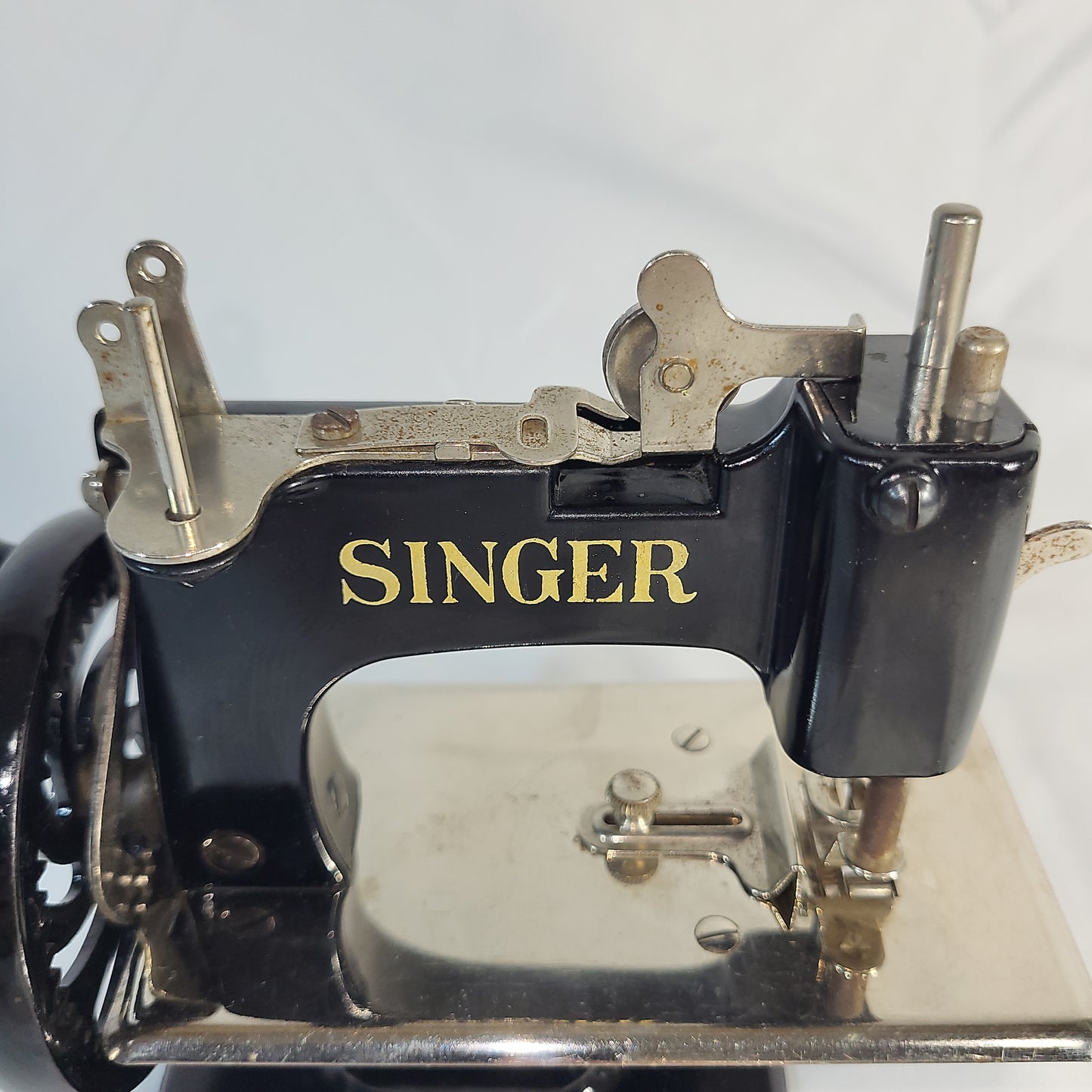 Singer Mini Model 20 10 Sewing Machine