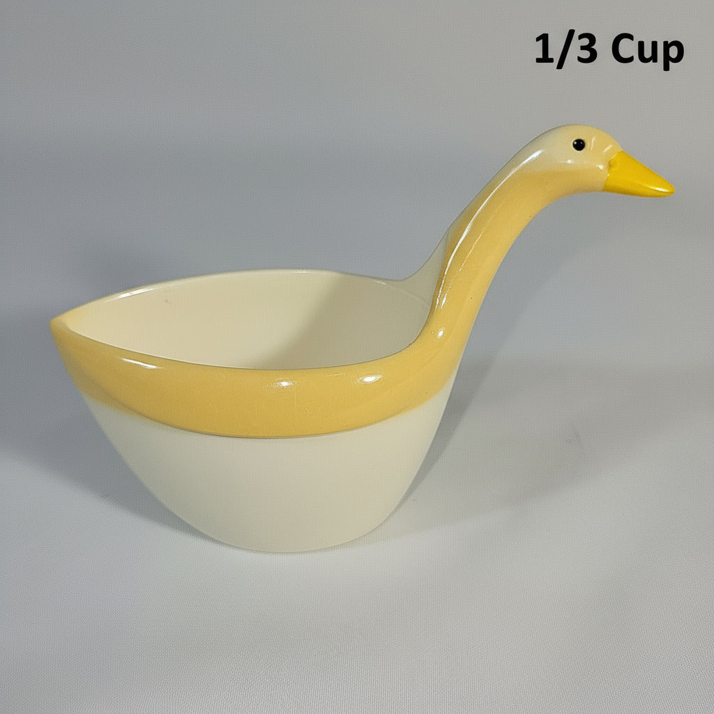 Set of Four Nesting Geese Measuring Cups 4 pc