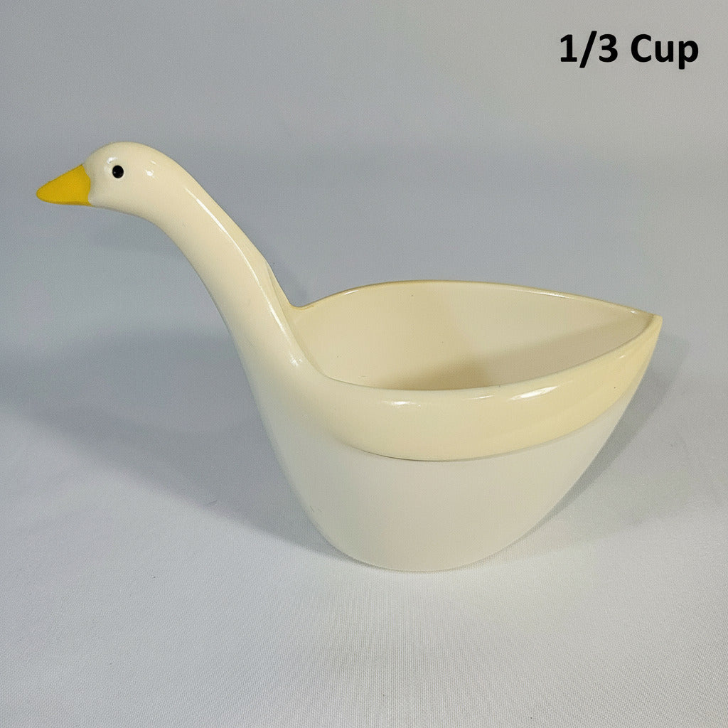 Set of Four Nesting Geese Measuring Cups 4 pc