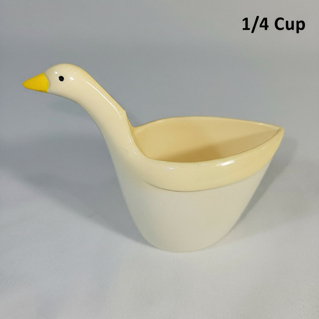 Set of Four Nesting Geese Measuring Cups 4 pc