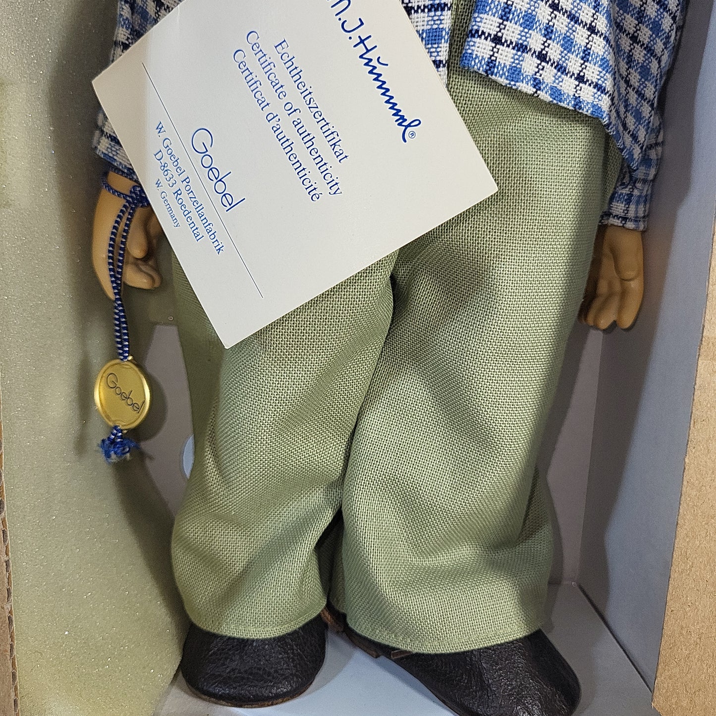 M.J. Hummel Goebel “Birthday Serenade” Vintage Doll 15 inch #718