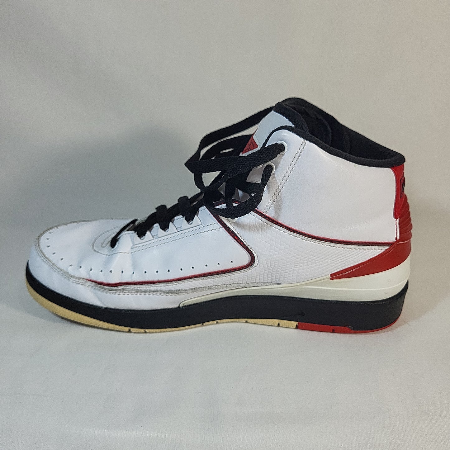 Air Jordans 2 Retro QF "Varsity Red" 395709-101 Size 8 US