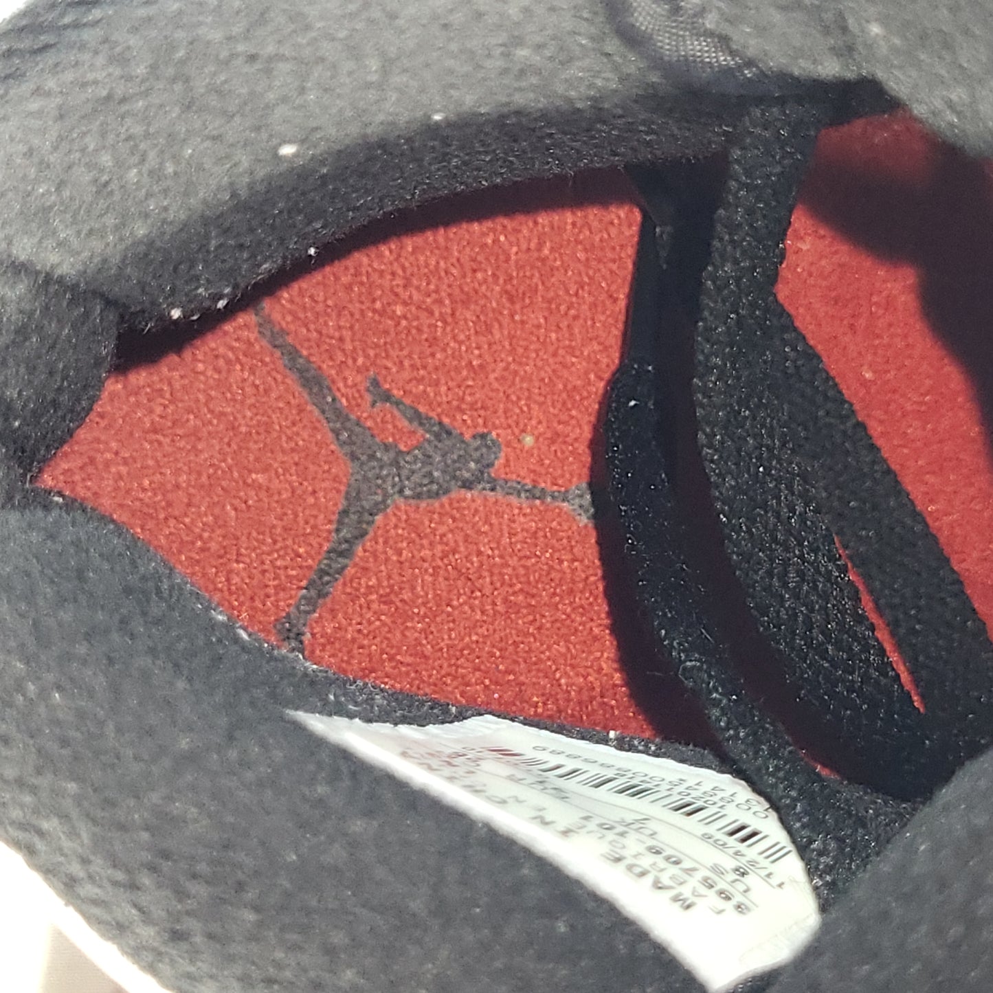 Air Jordans 2 Retro QF "Varsity Red" 395709-101 Size 8 US