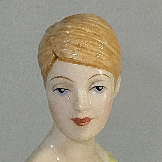 Royal Doulton Flower of the Month January - Snowdrop Devoted Love HN5500