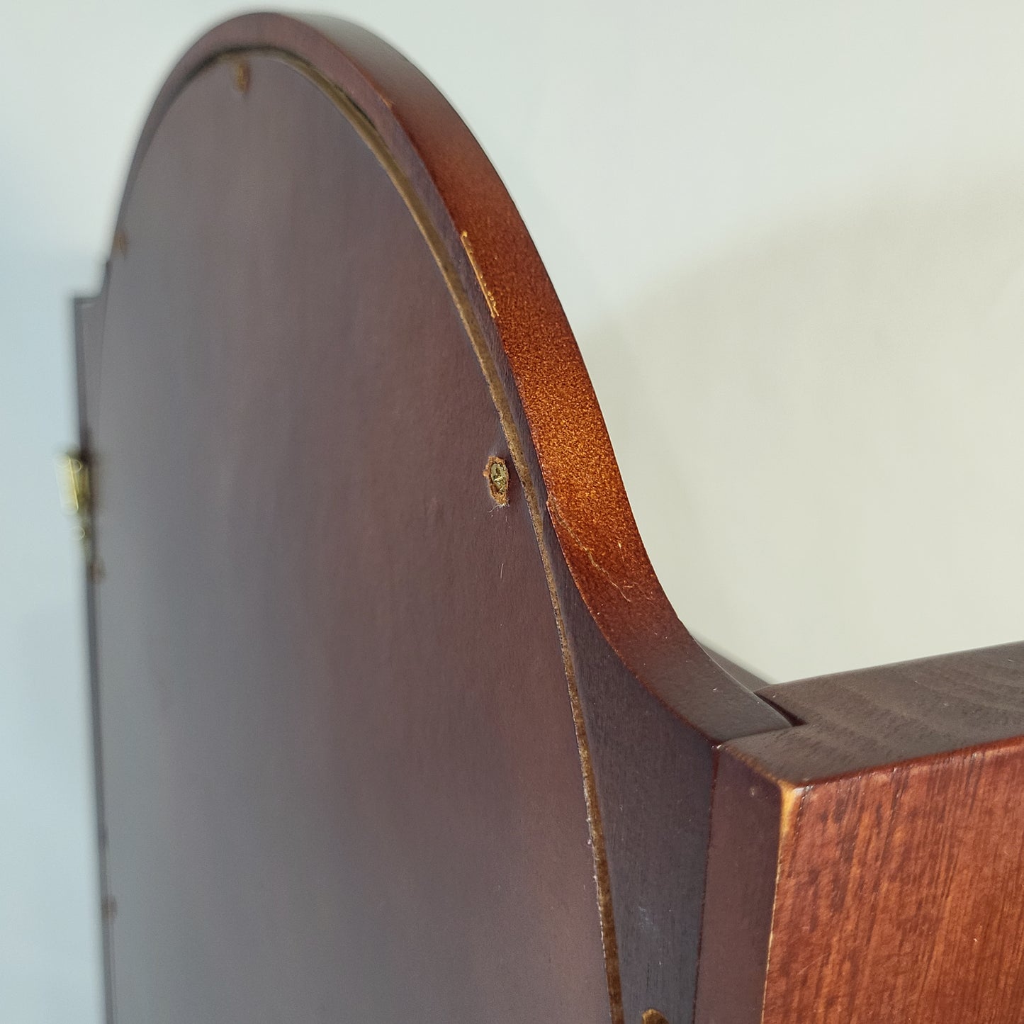 LENOX Disney Snow White & the Seven Dwarfs Treasure Box Figures with Display Stand