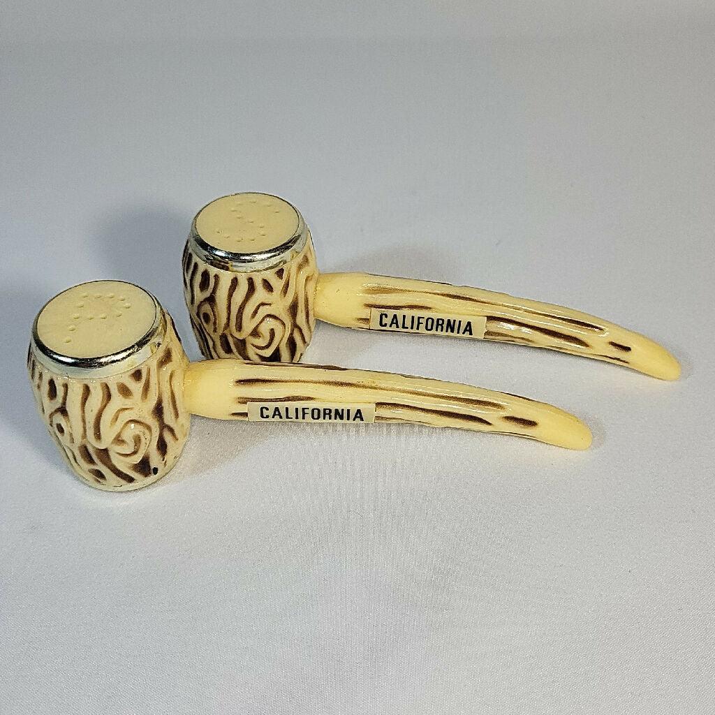 California Bone Tobacco Pipe Salt & Pepper Shakers - trèsBin