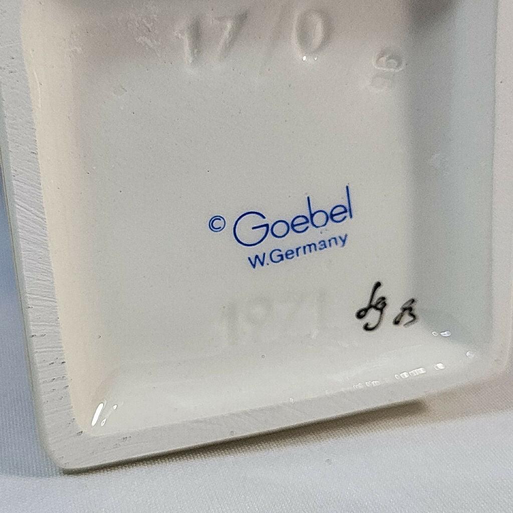 Goebel Hummel "Congratulations" Little Girl with Plant #17 - trèsBin