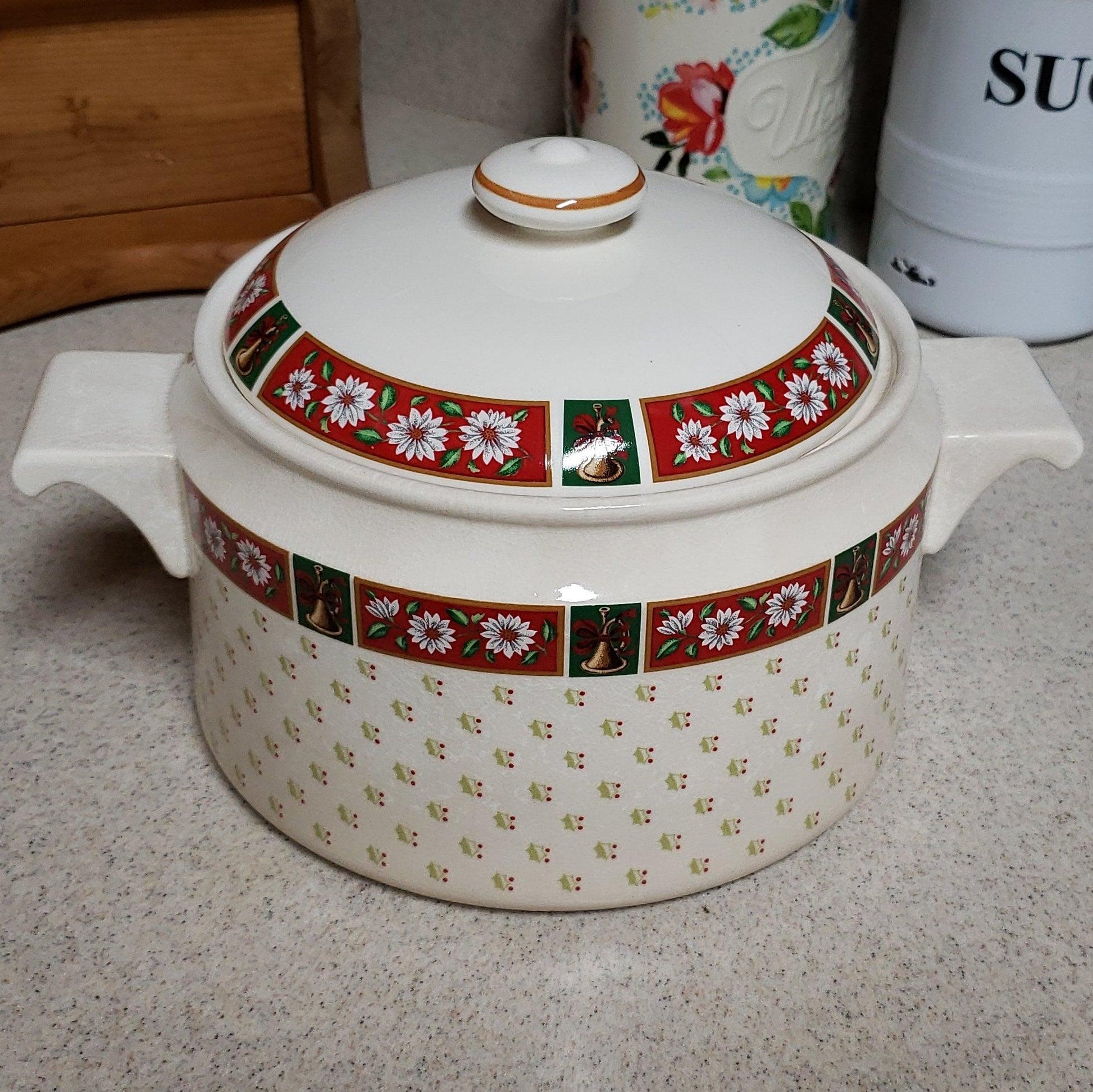 Charlton Hall by Kobe 2.5 Qt Casserole Dish - trèsBin