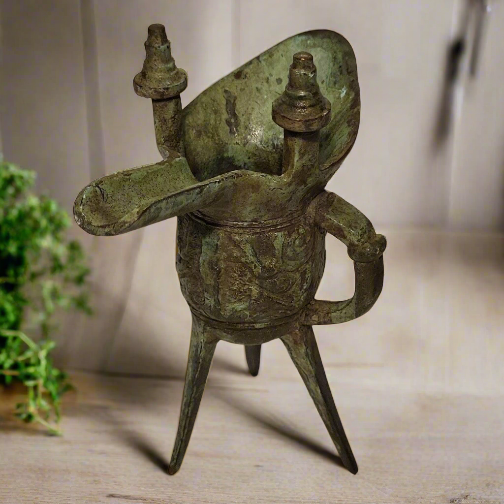 Archaic Style Bronze Tripod Jue