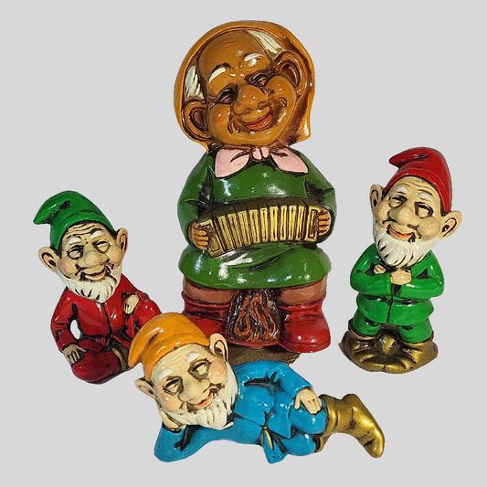 A Santa Creation Exclusive Musical Dwarf with Helpers