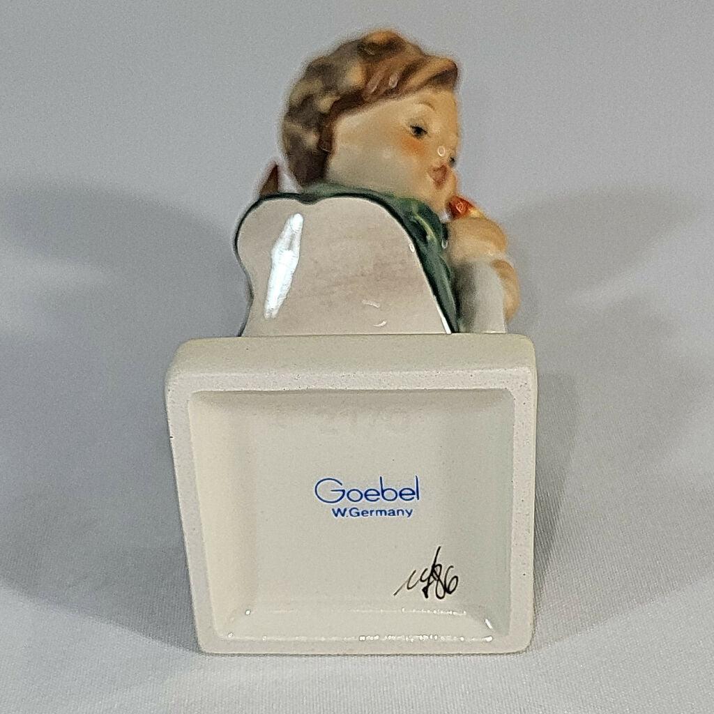 Goebel Hummel "Heavenly Angel" Angel with Candle #560 - trèsBin