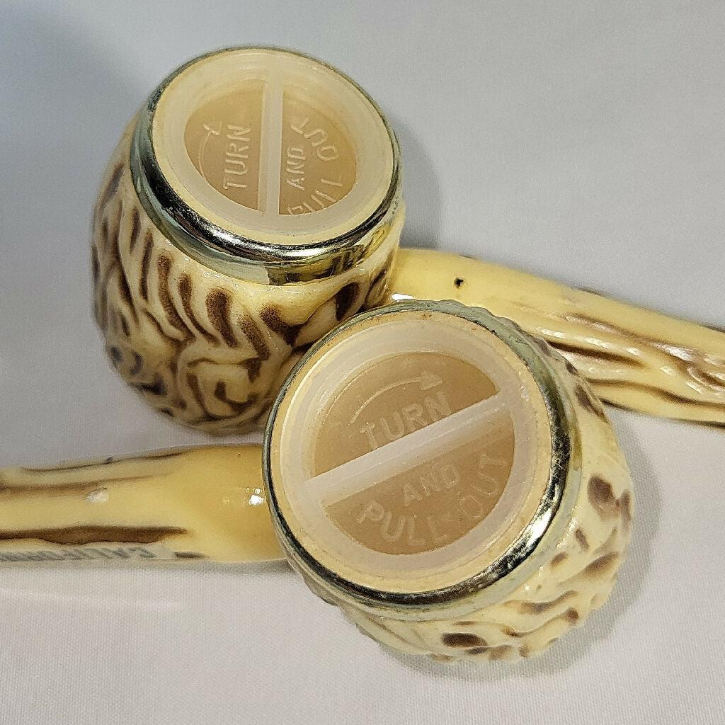 California Bone Tobacco Pipe Salt & Pepper Shakers - trèsBin