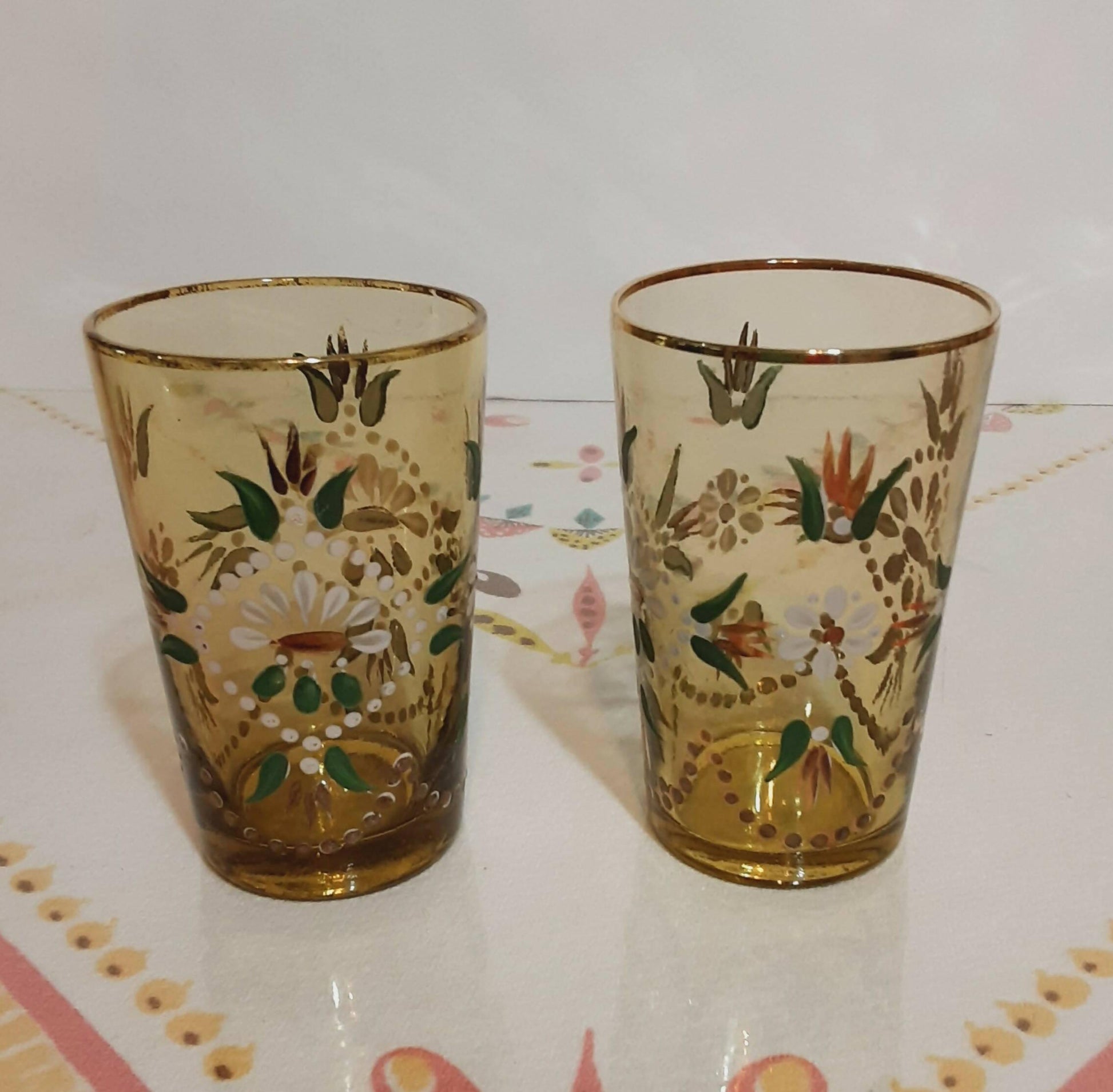 Vintage Northwood Glass Tumblers Hand Painted with Rack / Basket - trèsBin